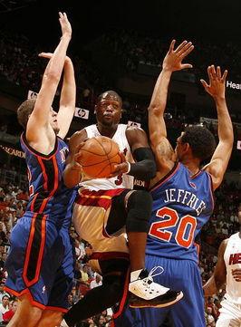 球鞋爆料韦德视频大全下载,一网打尽韦德鞋款揭秘  第2张